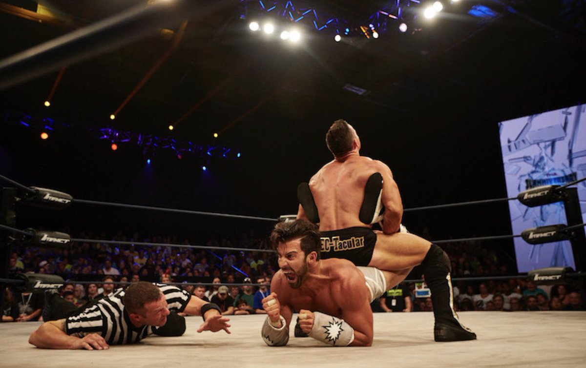 MrStoneWWE's tweet image. If ya have never watched @ThisIsTNA this weekend is a great time to start…
#TNASlammiversary is going to DELIVER…
Loved peforming on these and here are some memories from a battle I had on this legendary yearly event in 2015.