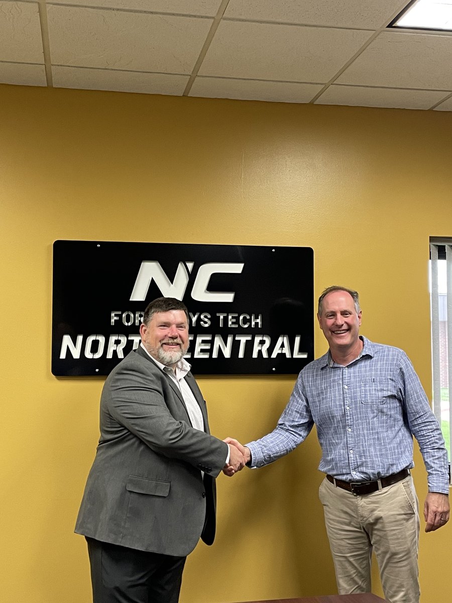 RepMann's tweet image. Career and technical education is preparing the next generation of Kansas leaders with the skills they need to succeed. I visited Fort Hays State University’s North Central campus in Beloit to hear about their growing programs and the important partnerships they’ve built with…