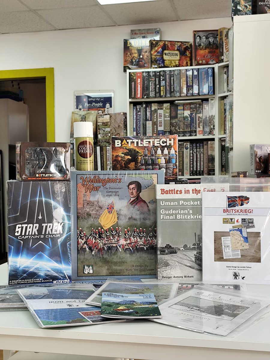 SnafuStore's tweet image. Arriben reposicions a Can Snafu, lluny dels dictats de la moda i la novetat...
Tot pixelat és intencionat.
#Wargames #Roleplaying #StarTrek #Shiloh