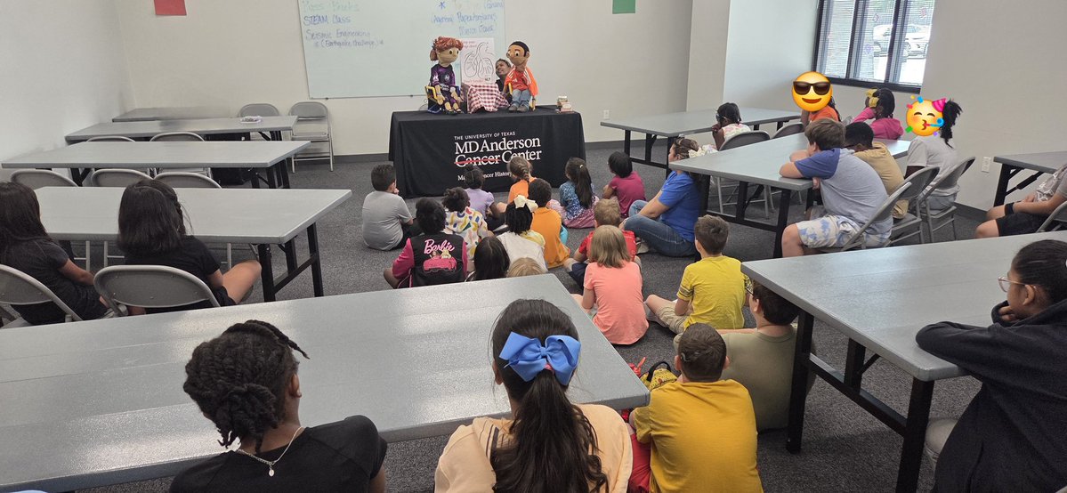 Luvelyo's tweet image. 🚭 Teamwork makes the (smoke-free) dream work! 💥 @HCPrecinct4, Steve Radack Community Center & @MDAndersonNews joined forces to help protect our kids from the dangers of smoking and vaping!
Healthy habits, happier futures! 🙌 #EndCancer