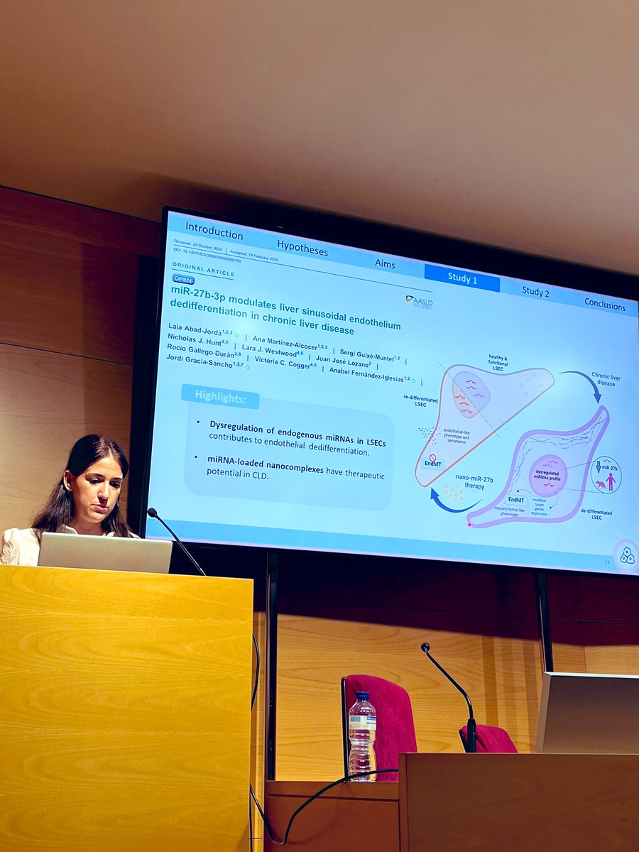 JSGracia's tweet image. As we bid farewell to Jaume Bosch, we also witness the continuity of his legacy. Laia’s excellent PhD defense in liver vascular pathobiology reflects the lasting influence of his scientific and inspiring work.

👏🏼 Congrats Dr Abad-Jordà! Proud of you!

Co-directed w @anitabites
