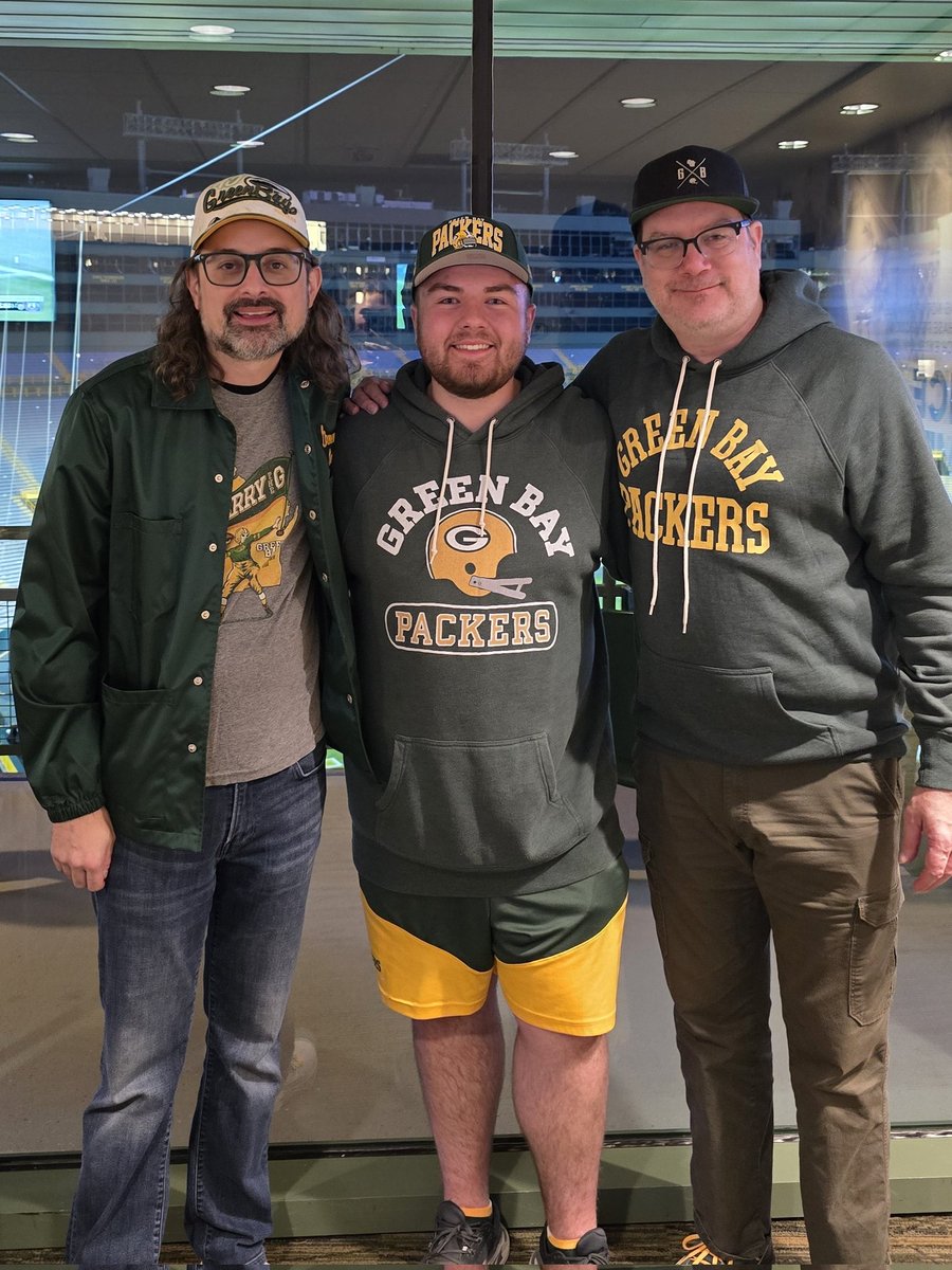 bigpackers4x's tweet image. Happy Birthday to the legendary @AaronNagler!! One of the nicest people I know!