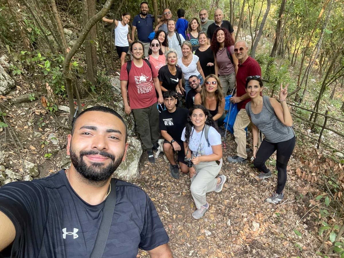 GermanEmbBeirut's tweet image. Learning by doing! 🌱🧹🌿

Locals joined @VamostodosLeb  for a hands-on workshop: forest cleanup, composting skills &amp;amp; community bonding by the campfire.

Next: tackling plastic &amp;amp; exploring a guided eco-trail to promote green habits 🌍

@AA_stabilisiert