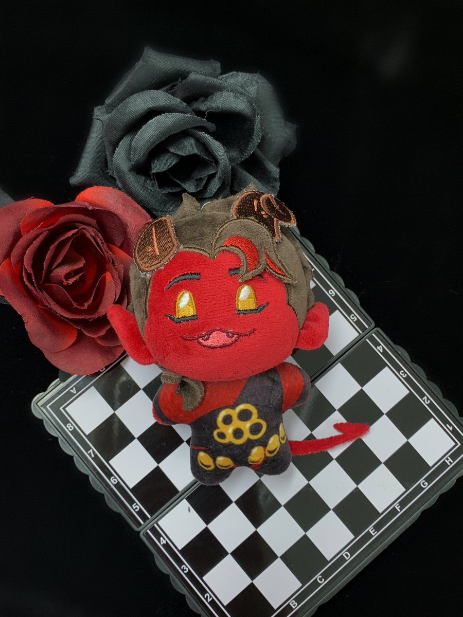 sanschips's tweet image. I'm so glad to announce my Astarion and Karlach Plushies are here!!! 🥹🫶 they are now available for pre-order, please help me bring them home!!
(RT's are appreciated!!) #bg3 #astarion #karlach #plushies