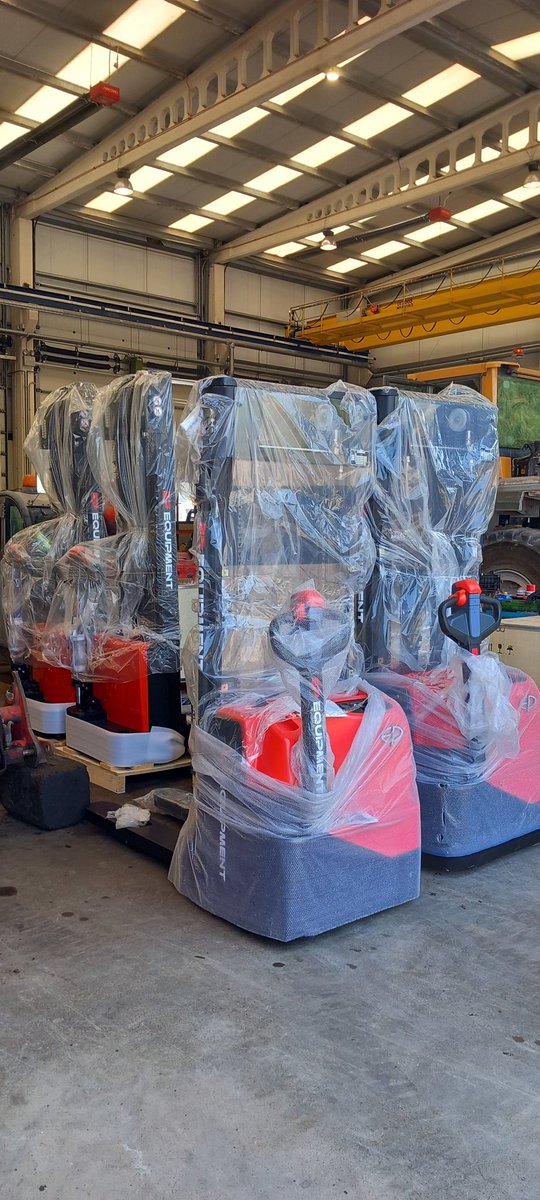 Nuevas llegadas‼️
#NUEVO #stock 
#apiladores #EP 
#lejarzamaquinaria 
#solucionesenmarcha