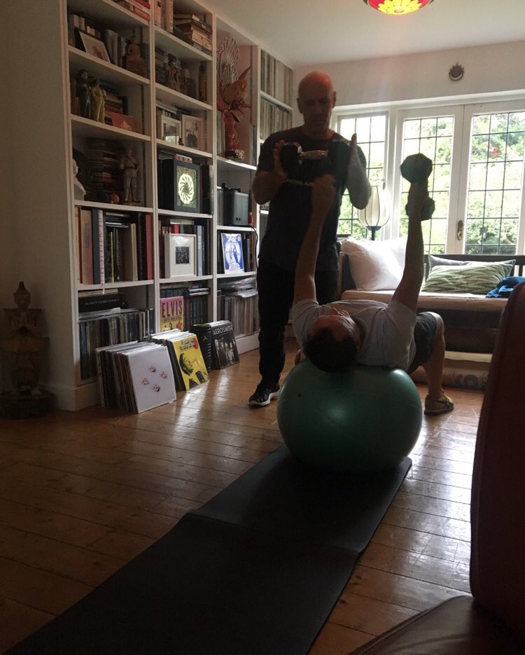 Roxy_coreactive's tweet image. When Ross Halfin isn’t taking photos of some of the biggest rock stars in the world. He’s training with me &amp;amp; Steve #Coreactive #coretraining #rosshalfin