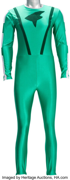 HurricaneGold_'s tweet image. Oh btw I won the RPM Green Disney Parks suits in this Power Ranger Auction! As there are 20 suits and 7 pairs of boots, I'm won't be holding on to all of them.
So, if anyone is interested in one, or has one of the other Disney Parks suits, I'm willing to sell or trade