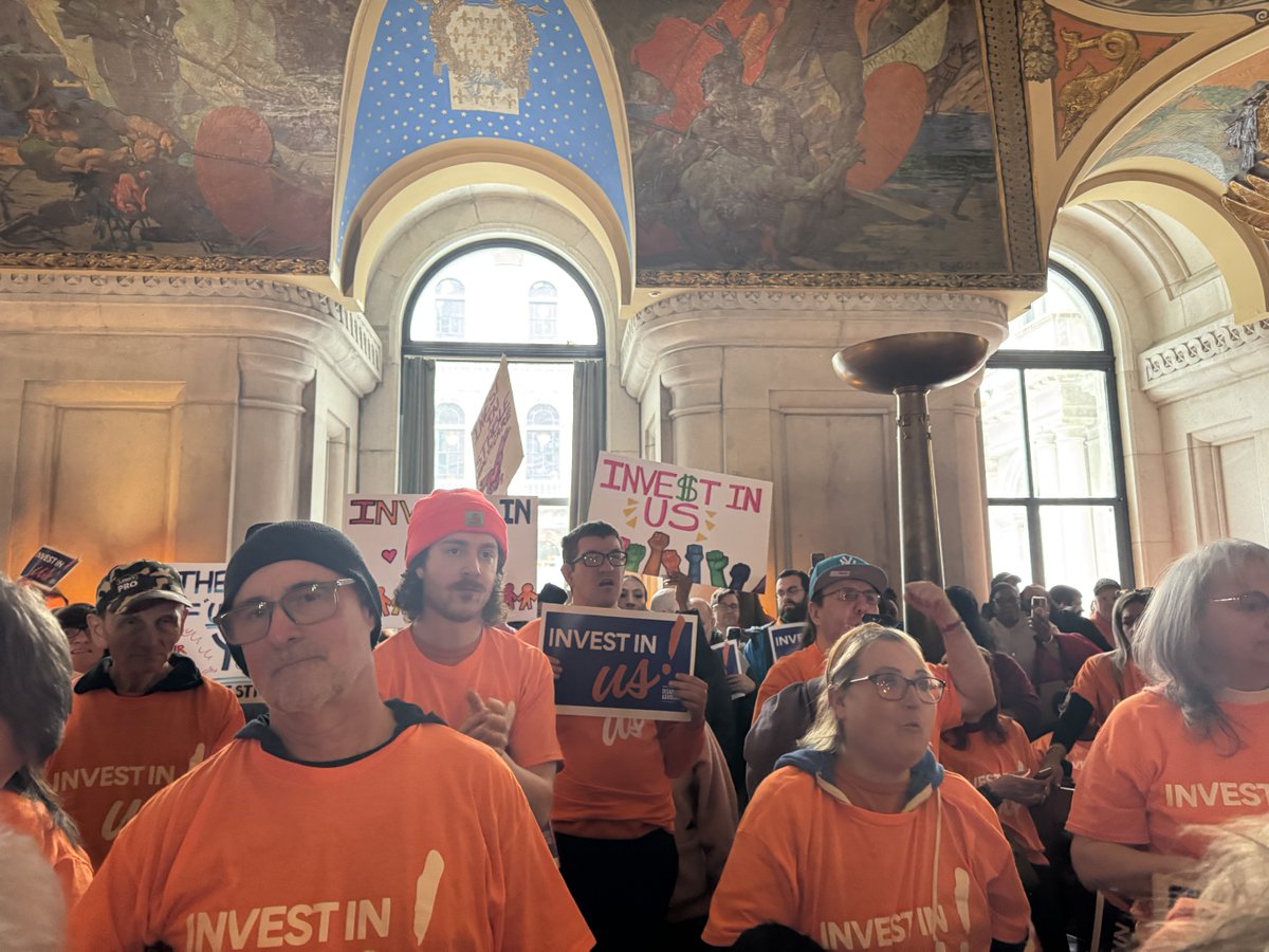NYDisabilityAdv's tweet image. #ThrowbackThursday!
We're looking back on how we made our voices heard. From NYDA's rallies at the Capitol to the Rally in the Valley and many other ways, the I/DD community came out loud and proud!
#DisabilityAdvocacy