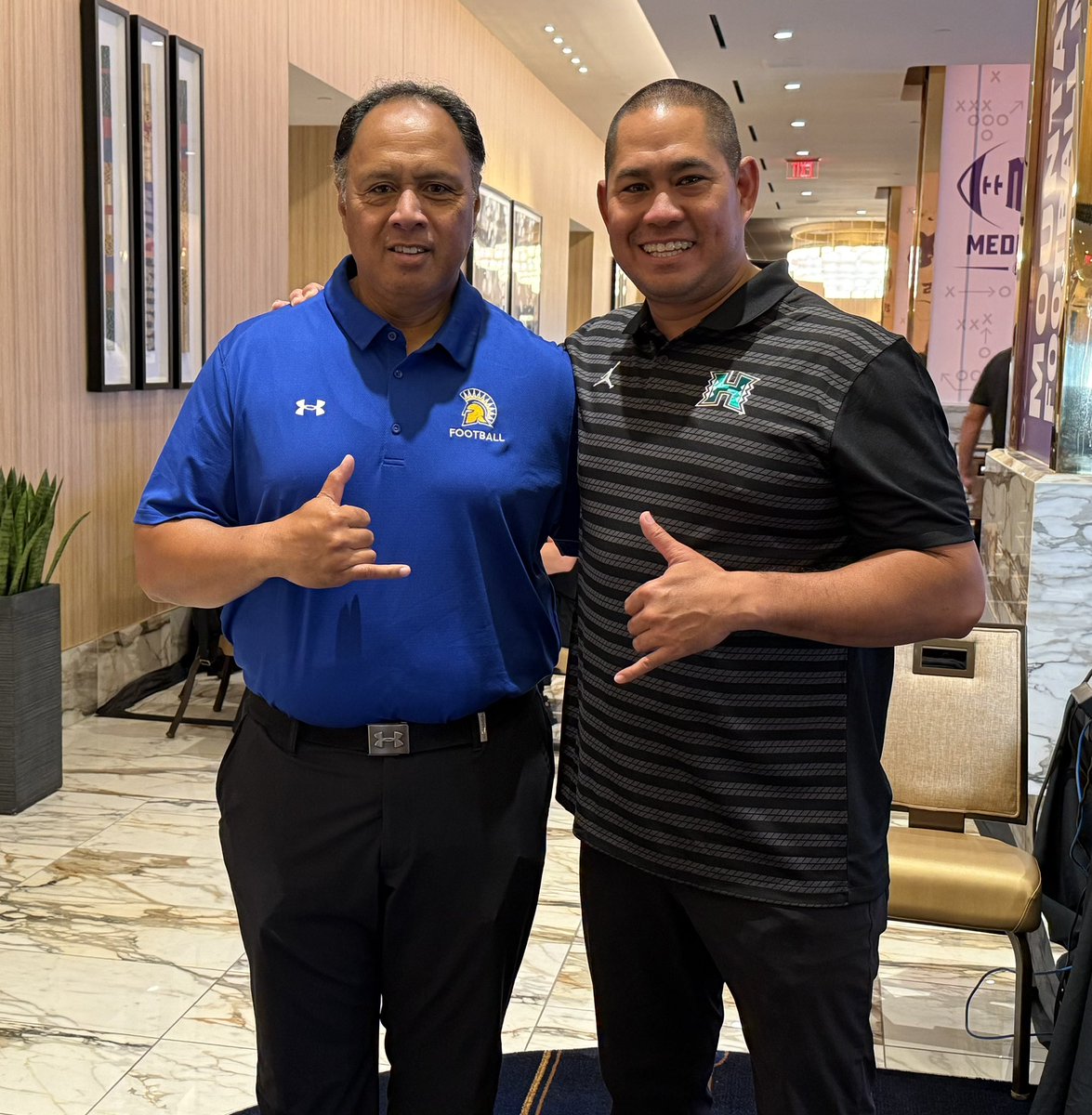 StephenTsai's tweet image. Former @HawaiiFootball QBs @ken_niumatalolo and @CoachTimmyChang