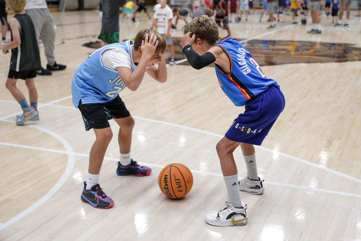 We had an awesome week with our youth campers 😃🏀

#GrizHoops | #GoGriz