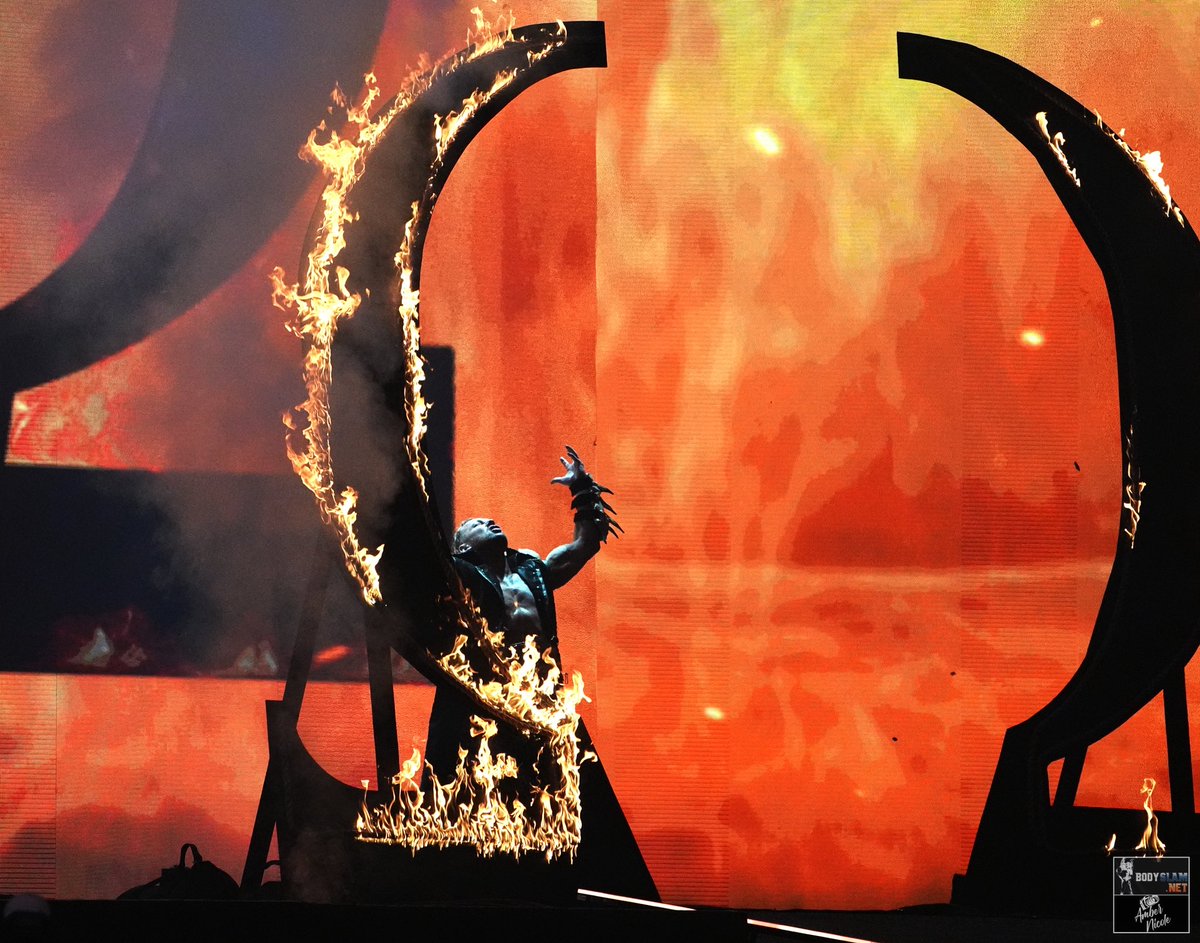 AmberNicoPhoto's tweet image. O-ME-GA #AEW #AEWAllInTexas #AEWAllInTexas2025 #bodyslamnet #ambernicophoto #kennyomega