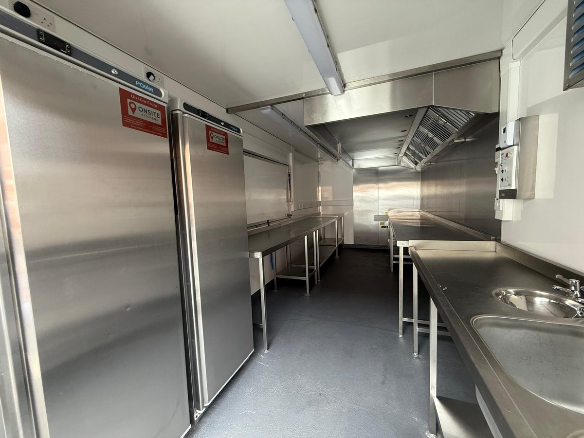 On_Site_Kitchen's tweet photo. PRIVATE MEMBERS CLUB #EVENT KITCHEN

Including a temporary trailer kitchen and two walk-in cold rooms with remote monitoring.

Contact us for your next event.

#privatemembers #membersclub #exclusive #vip #hospitality #events #membersonly #luxurylifestyle

https://t.co/tMIjGVG8iv https://t.co/t971h1RxQe
