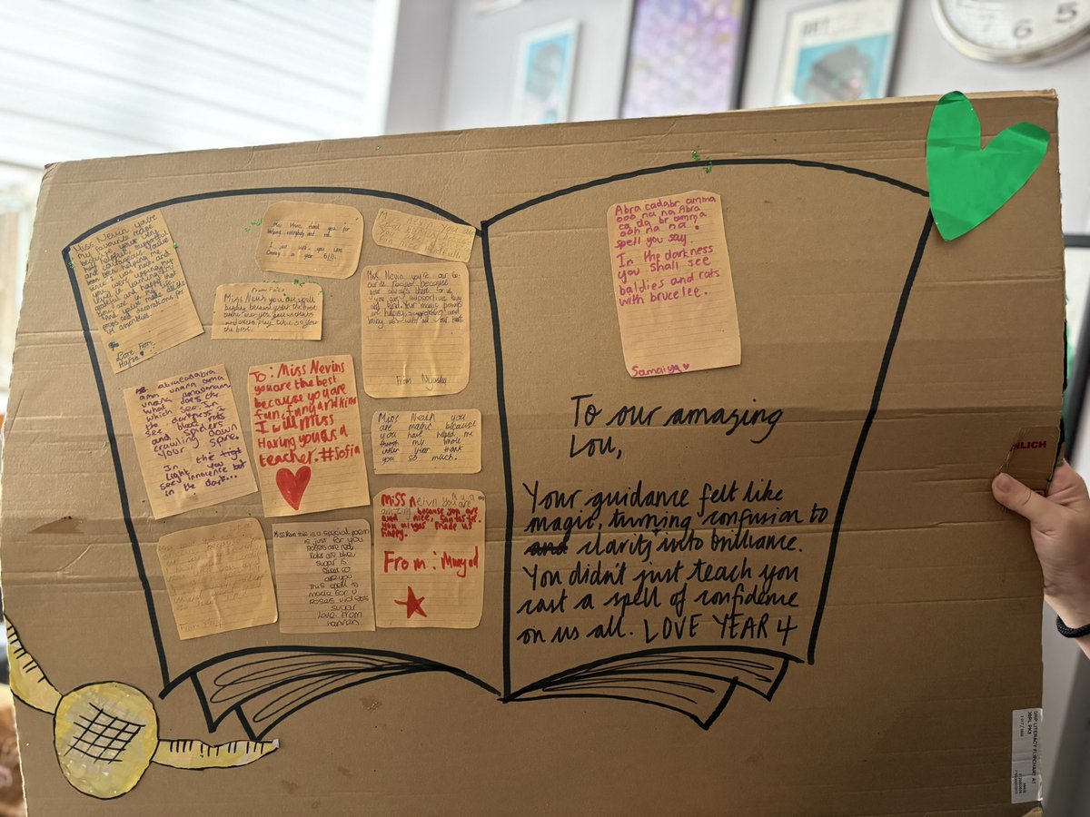 StMarysMossSide's tweet image. When children appreciate the people who help them be the best 💕💕 shout out to Ms Nevin 💕💕