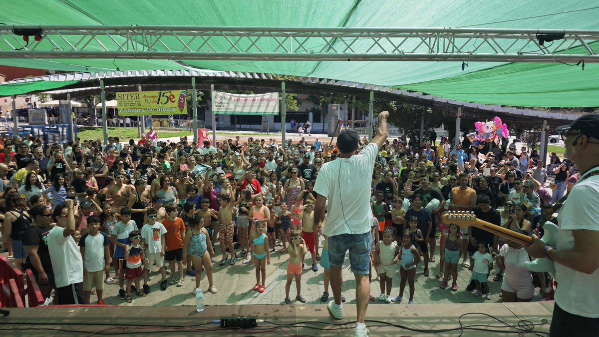 AVSantPereNord's tweet photo. Comunicat de l'AVV de Sant Pere Nord sobre la festa major https://t.co/8C7KyjBG0C