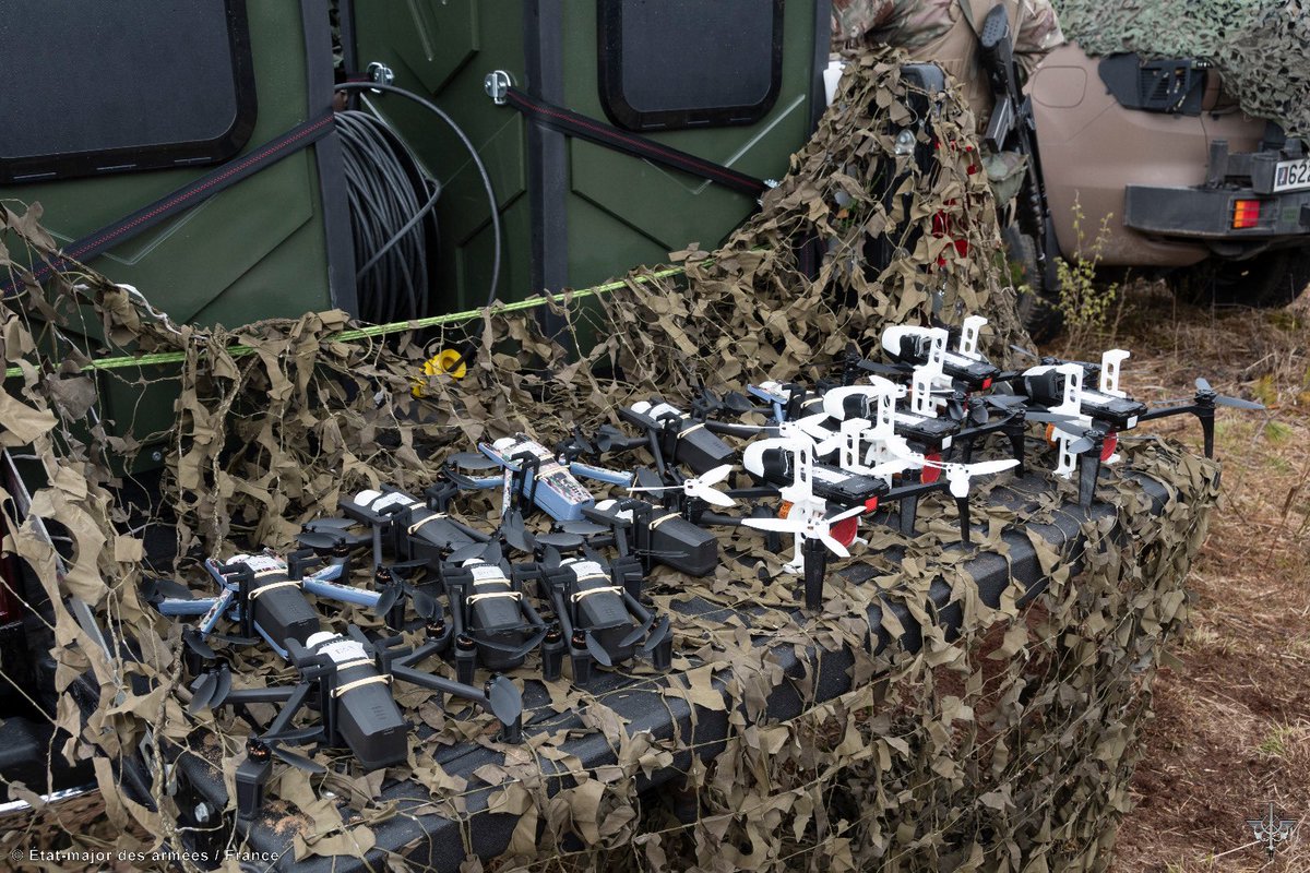 CEMAT_FR's tweet image. L’@armeedeterre agit tous les jours.
Les régiments innovent tous les jours.
Cet état d’esprit pionnier renforce notre capacité opérationnelle et nous prépare aux guerres de demain.