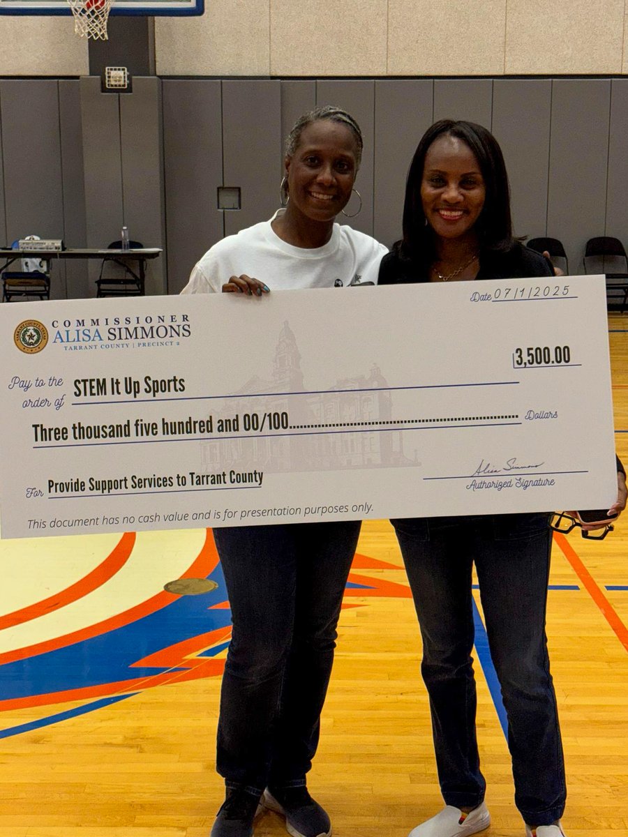 CommALSimmons's tweet image. Once again this year, I am proud to support STEM It Up Sports and the bright, bold, and brilliant young women of its "Wings of Innovation STEM Camp." They have spent the past week flying drones, building and coding robots, solving challenges—and most importantly, proving that…