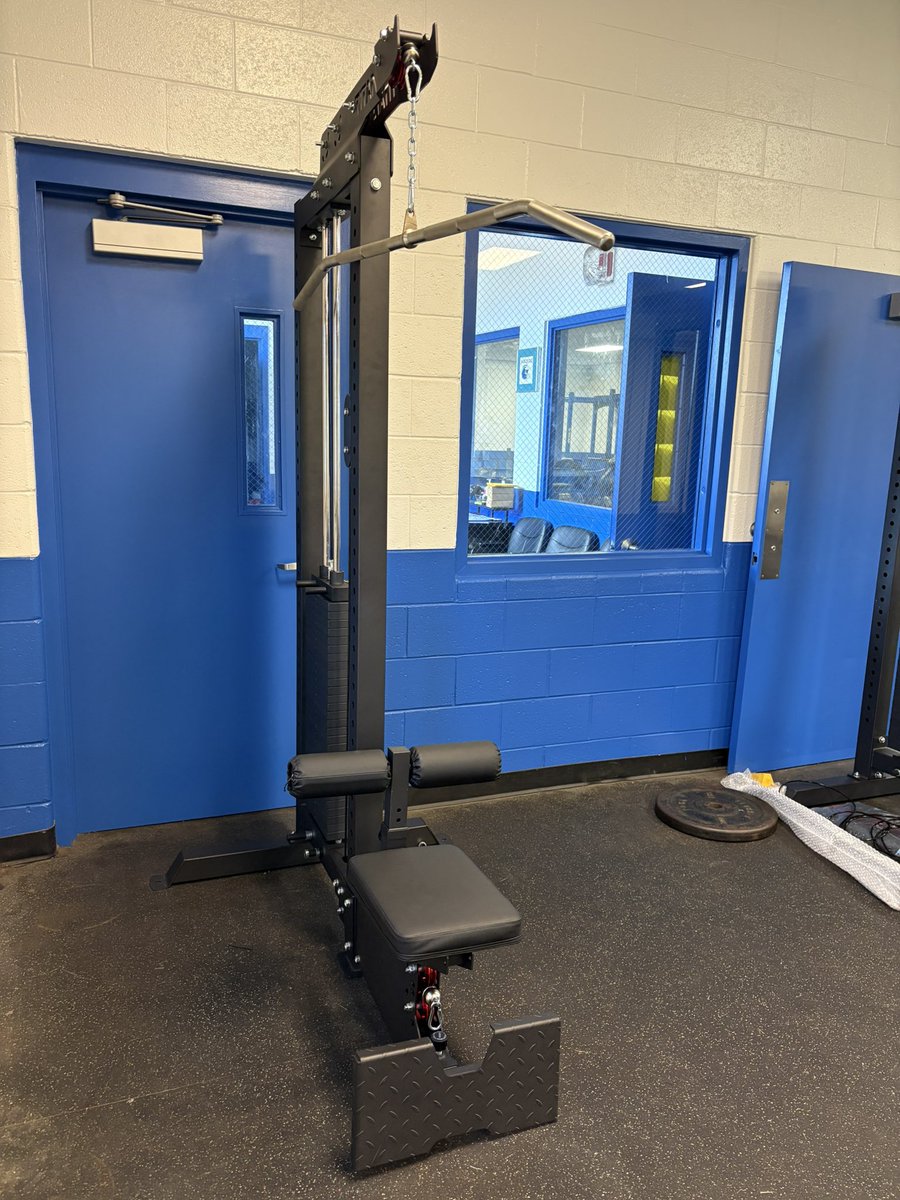 hammontonFB's tweet image. Big shout out to the Hammonton High School All Sports Booster Club!!!  Two brand new multi purpose machines!!!  Can’t thank you enough!!! 
#WinTheDay #WakeUpTheEchoes @HHSdevilsports