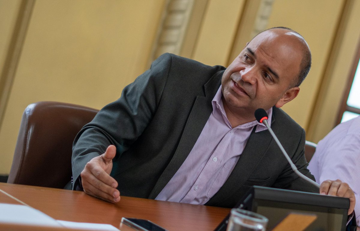 <a href="/marizagaviria/">Maria Isabel</a> Luis Alberto Giraldo, diputado: “Este es un proyecto muy importante de vigencias futuras y no es mucho lo que hay que discutir. En la lista de pendiente hay una conversación sobre el proyecto Miel II”.