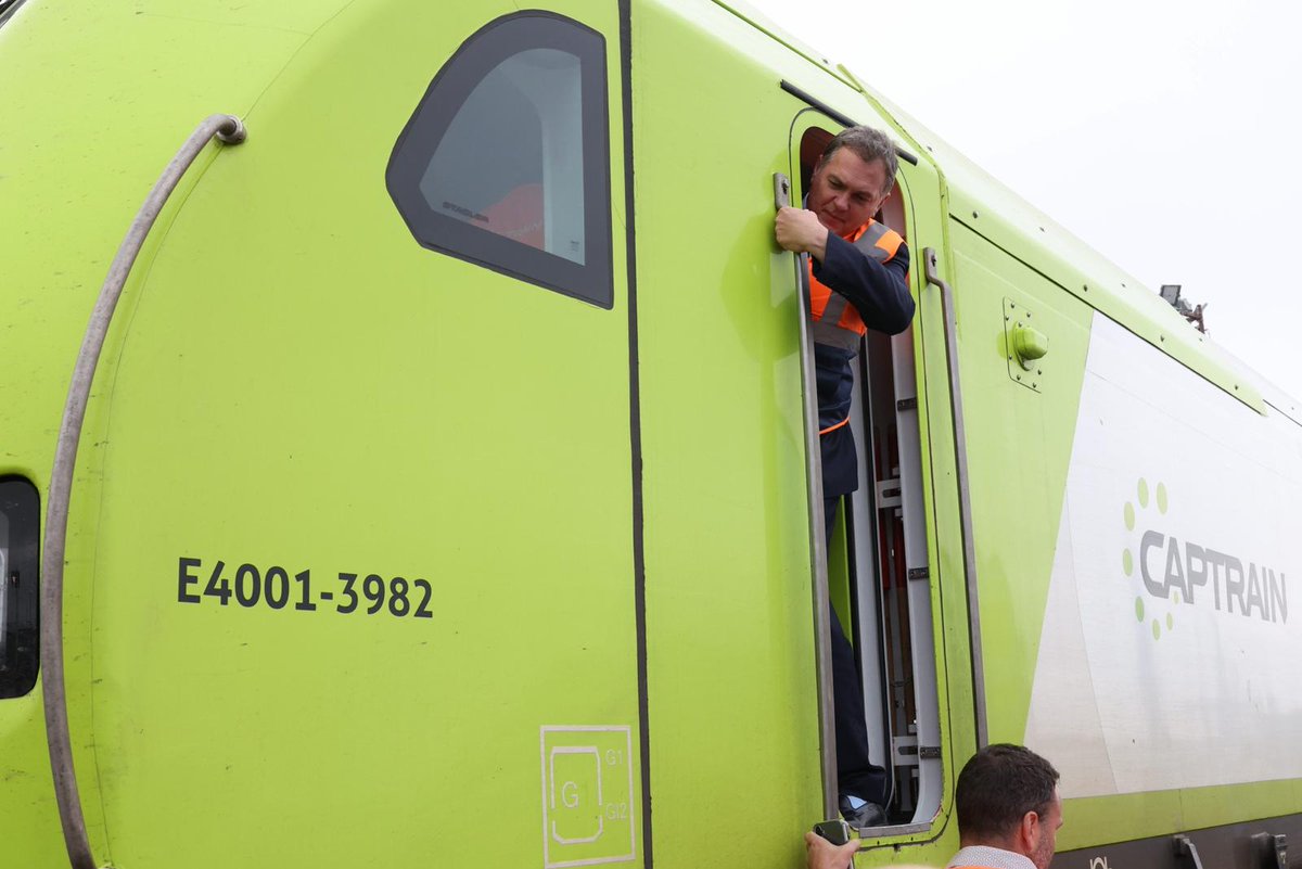 PhilippeTabarot's tweet image. De la Manche au Pays Basque : lancement de l’autoroute multimodale mer-rail qui relie désormais Cherbourg-en-Cotentin à Mouguerre pour le transport de marchandises.
Fier d’inaugurer aujourd’hui, sur le port de Cherbourg, la plateforme de ferroutage qui permet de charger…