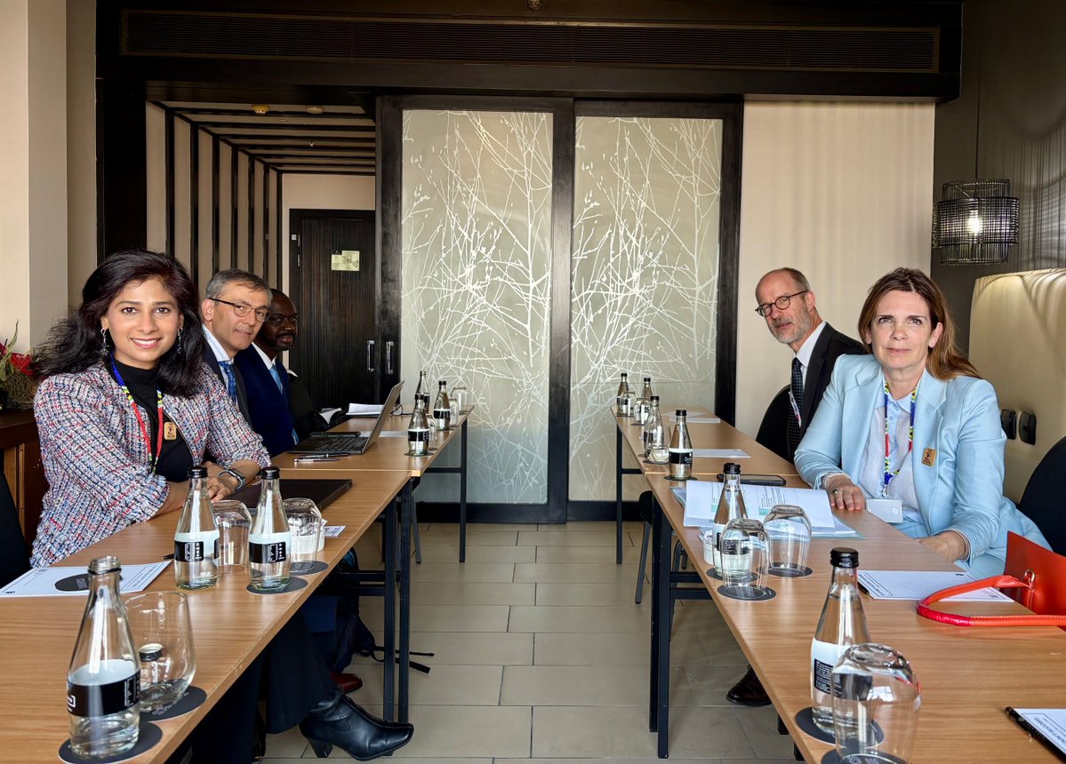 GitaGopinath's tweet image. Productive discussions on Day 1 at #G20SouthAfrica. Met with China’s Vice Minister of Finance Liao Min, @sif_sfi’s Daniela Stoffel, and @bankofengland Governor Andrew Bailey. We covered global economic challenges, regional outlooks, and ways to strengthen the IMF’s mission.