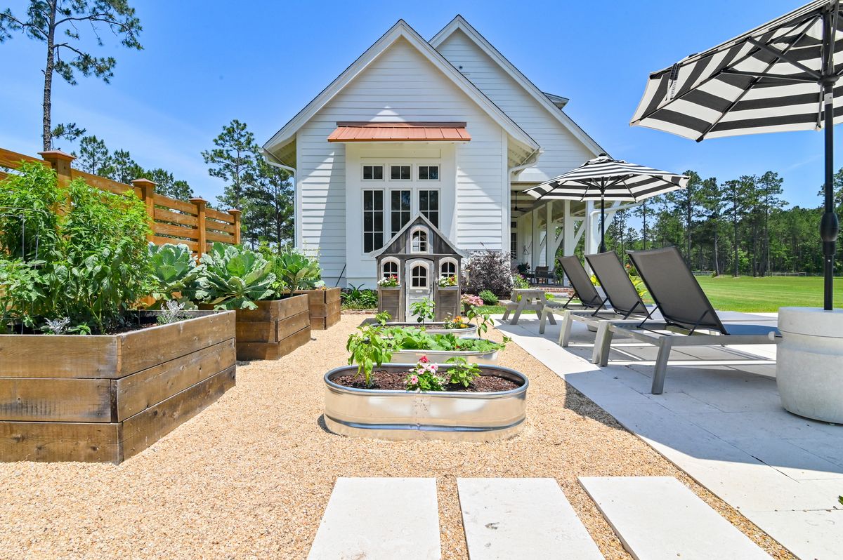 ScenicSothebysRealty tweet media