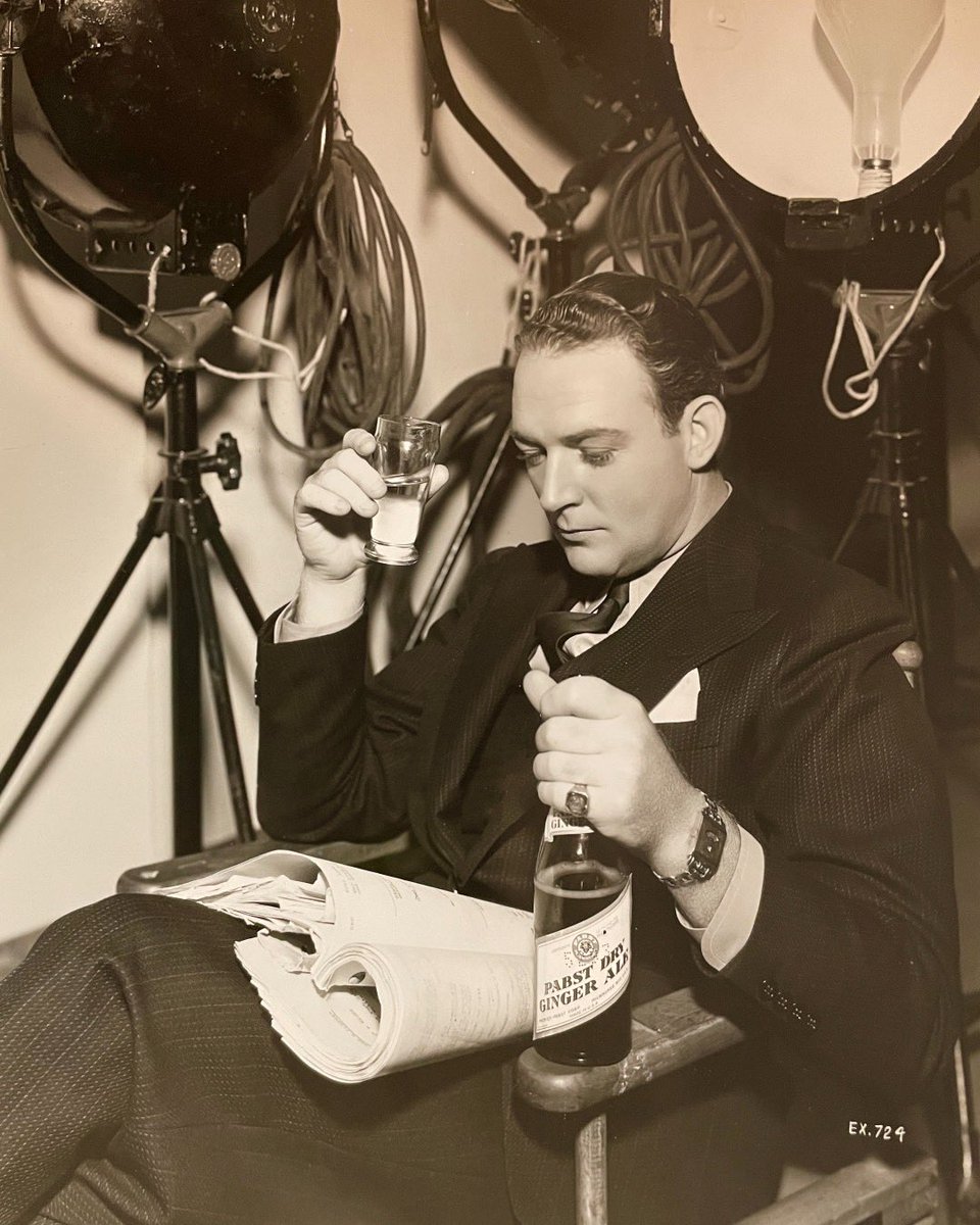 sagaftra's tweet image. The late William Gargan was #BOTD in 1905. A film, TV and radio actor, he may be best remembered for his Academy Award-nominated performance in 'They Knew What They Wanted' He was the 5th recipient of the SAG Life Achievement Award in 1967.