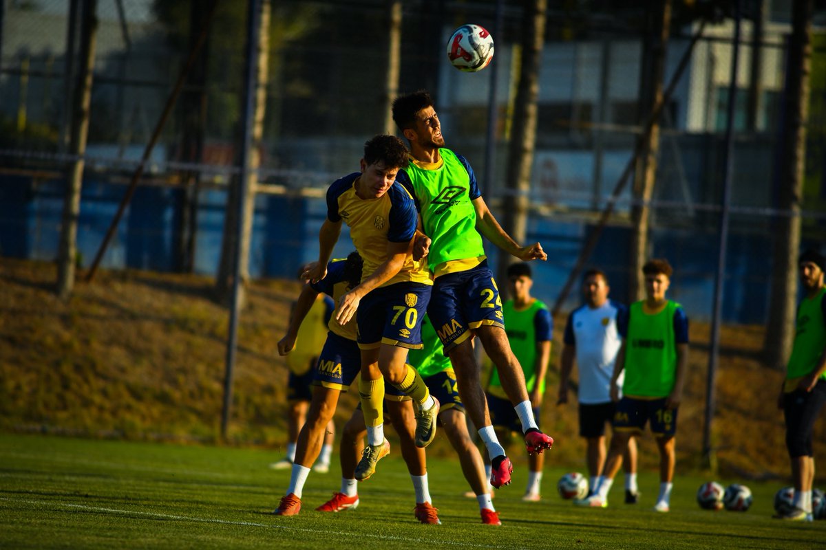 Takımımız, bugünkü antrenmanını tamamladı.
Hazırlıklar kararlılıkla sürüyor.

#YenidenDiriliş