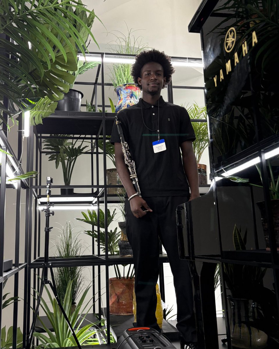 Guggenheim's tweet image. ✨ Harlem School of the Arts continues to take the stage! ✨
We’re thrilled to partner with @HSAnyc this month as students take on both Rotunda Stage and Sanguine for a series of vocal and multi-instrumental performances as part of Rashid Johnson’s exhibition. HSA has been a…