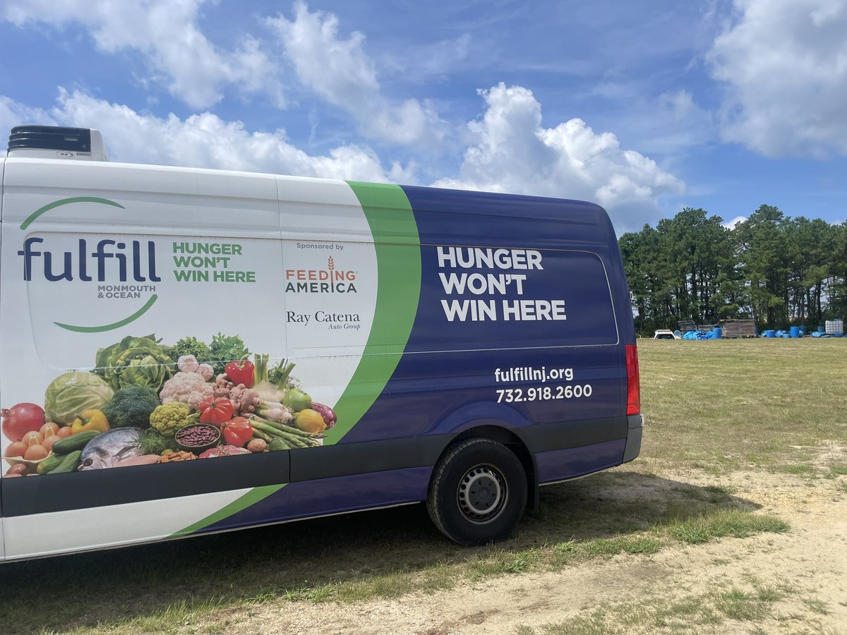 Just spent 90 minutes today outside and picked 16 pints of organic blueberries.  While it may not seem like much and it was hot...when you have 15 volunteers then over 200 pints were picked in that short amount of time.  This has been going on for a few weeks and will continue to