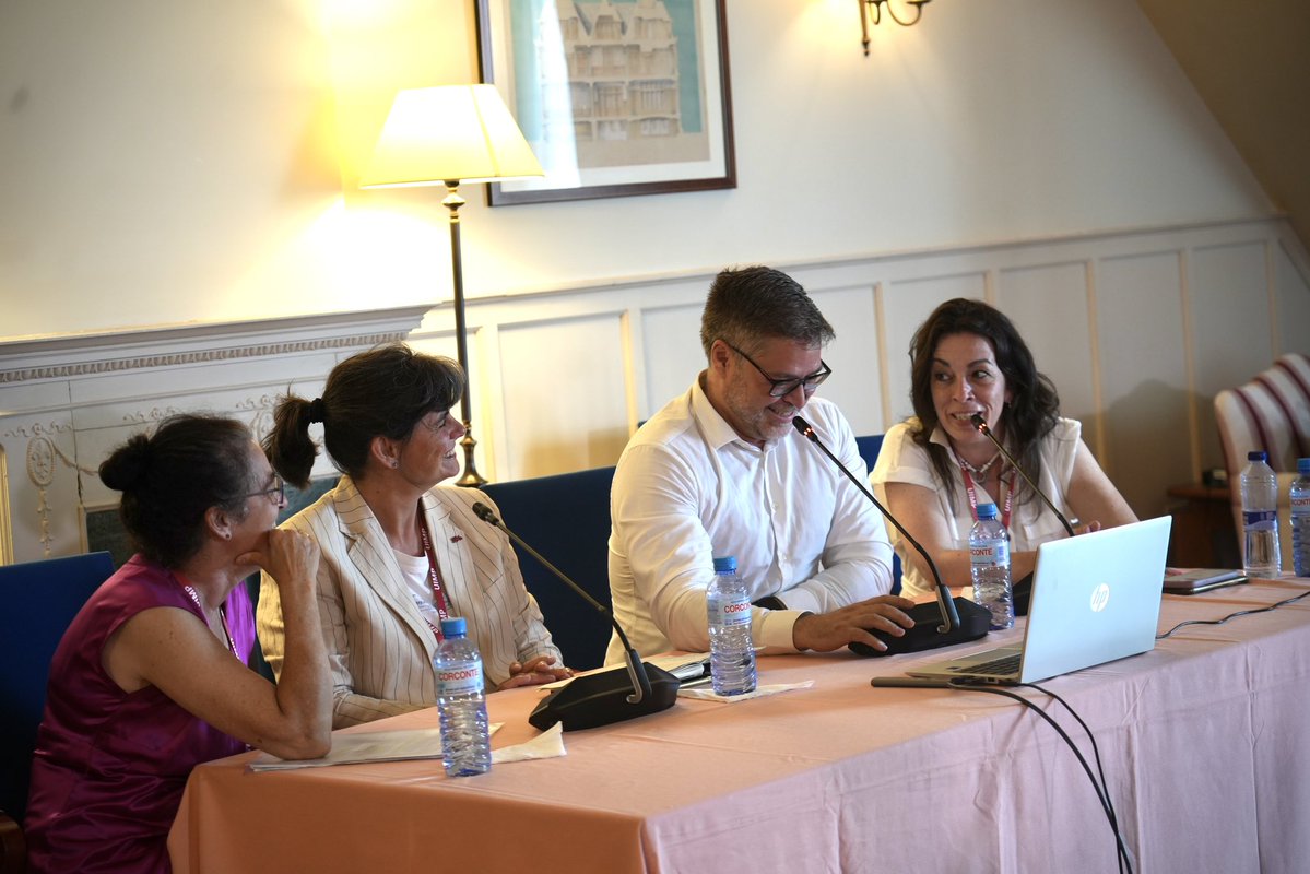 SEDIAgob's tweet image. Segunda jornada del Curso de Verano de @mintradigital en la @UIMP, centrada en el despliegue de la IA en los principales sectores empresariales.
Las mesas redondas han reunido las perspectivas de profesionales de la Administración, de la empresa privada y del ámbito académico.