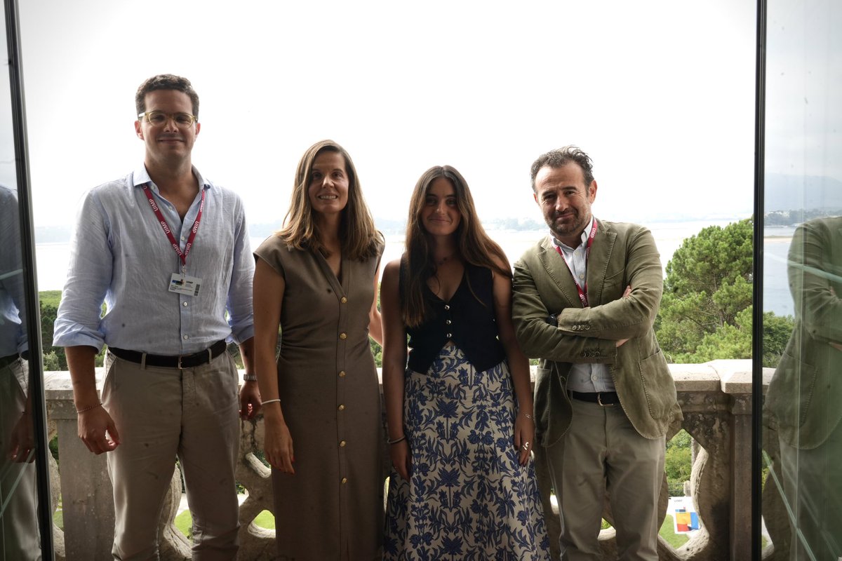 SEDIAgob's tweet image. Segunda jornada del Curso de Verano de @mintradigital en la @UIMP, centrada en el despliegue de la IA en los principales sectores empresariales.
Las mesas redondas han reunido las perspectivas de profesionales de la Administración, de la empresa privada y del ámbito académico.
