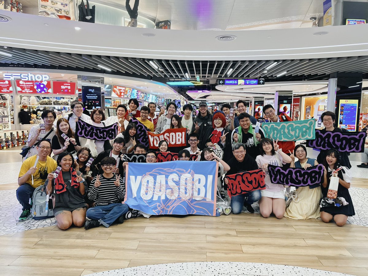 YOASOBI Thailand Fanclub ð¹ð (@yoasobithfc) on Twitter photo ãã®æ¯è²ãä¹
ãã¶ãïŒBitec Liveã§ã®äžçå¿ããªãæ¥ãã7ã¶æïŒ
ãã£ãšã¿ã€äººãâè¶
çŸå®âã®æ ç»çèŠããŠãã®æ¯è²ã綺éºã§ããïŒ
æã
ãéãŸã£ãŠææã®é³æ¥œã楜ãããæ©äŒãäœã£ãYOASOBIã«æè¬ã§ãïŒ
äœåºŠã§ãèšããŸããã¿ã€äººã¯ãã€ã§ãikuraãããšAyaseãããæè¿ããã®ã§æ¥ãæã¯ãã€ã§ãèšã£ãŠïŒ ãã®æ¯è²ãä¹
ãã¶ãïŒBitec Liveã§ã®äžçå¿ããªãæ¥ãã7ã¶æïŒ
ãã£ãšã¿ã€äººãâè¶
çŸå®âã®æ ç»çèŠããŠãã®æ¯è²ã綺éºã§ããïŒ
æã
ãéãŸã£ãŠææã®é³æ¥œã楜ãããæ©äŒãäœã£ãYOASOBIã«æè¬ã§ãïŒ
äœåºŠã§ãèšããŸããã¿ã€äººã¯ãã€ã§ãikuraãããšAyaseãããæè¿ããã®ã§æ¥ãæã¯ãã€ã§ãèšã£ãŠïŒ