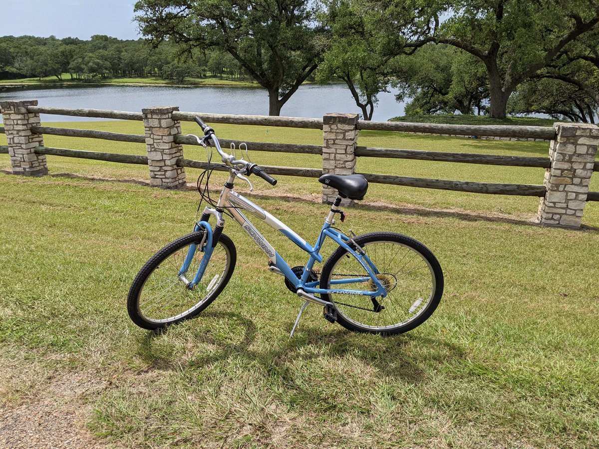 Channeling the Tour de France for my own Tour de Texas 🚲

#tourdetexas #tourdefranceinspired #tourdefrancemyway🚴🏻‍♀️ #cyclingsights #cyclinglife #Texascountyroads #bicyclingbackroads