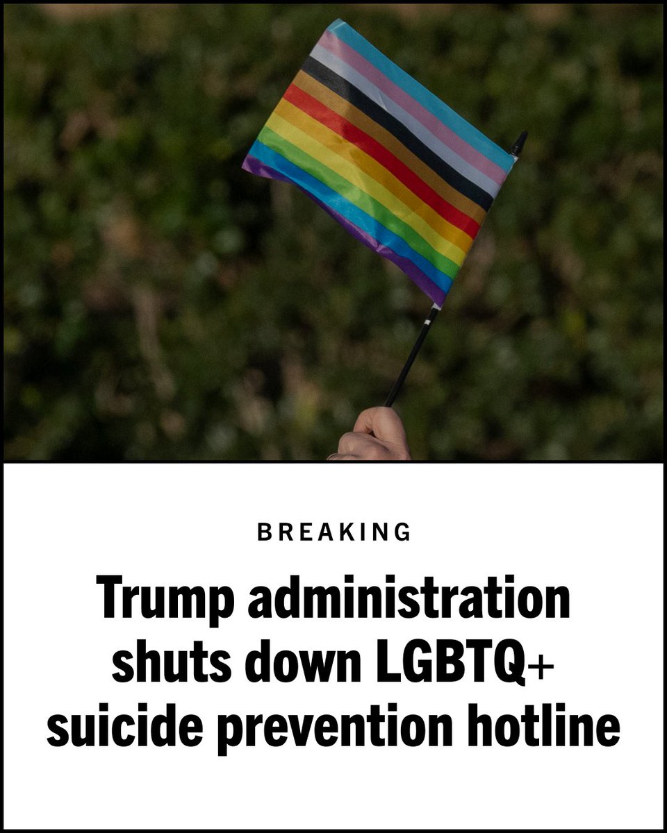 Democrats tweet media