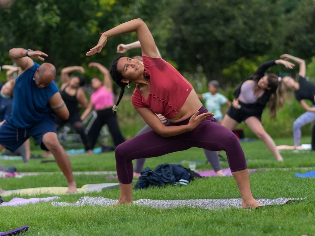 NavyPier's tweet image. Over 36 million Americans choose yoga for better strength, balance and overall well-being. Explore the science-based benefits of making it part of your routine from experts at @NorthwesternMed: bit.ly/4bR5Dc6