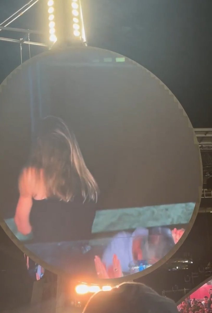 Watching these penalties 

#SweEng #eu