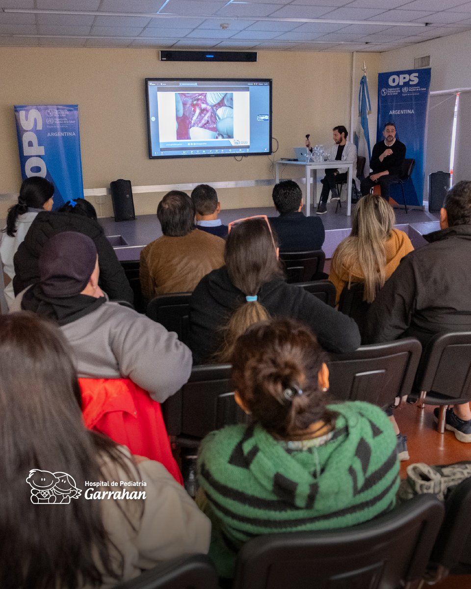 HospGarrahan's tweet image. Dos cirugías en vivo desde el Garrahan en el Segundo Curso Internacional de Trasplante Hepático Pediátrico.
La actividad tuvo como centro dos operaciones en vivo: un trasplante de hígado en una bebé y la operación en la donante viva, su mamá. Ambas intervenciones fueron llevadas…