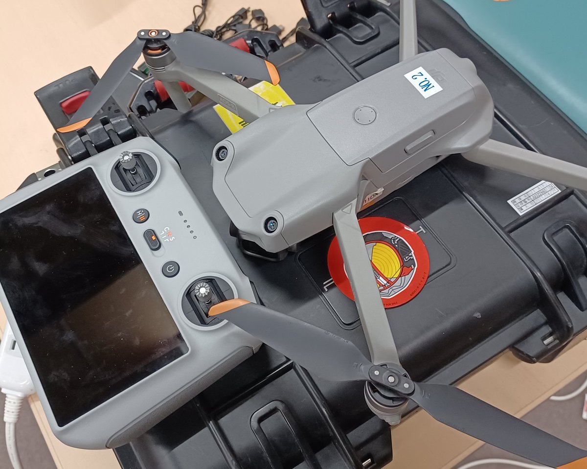 naohiko016's tweet image. おはよう🙋ございます
西日本では不安定で荒れた天気のとこが多いようです、四国付近では線上降水帯が発生しそうで大雨による災害に注意警戒してお過ごし下さい
昨日は吉野家の豚丼温玉トッピングでした😋👍
今日は地方でドローン空撮の為、コメント欄閉じます🙇
本日もよろしくお願いいたします🙇♂️