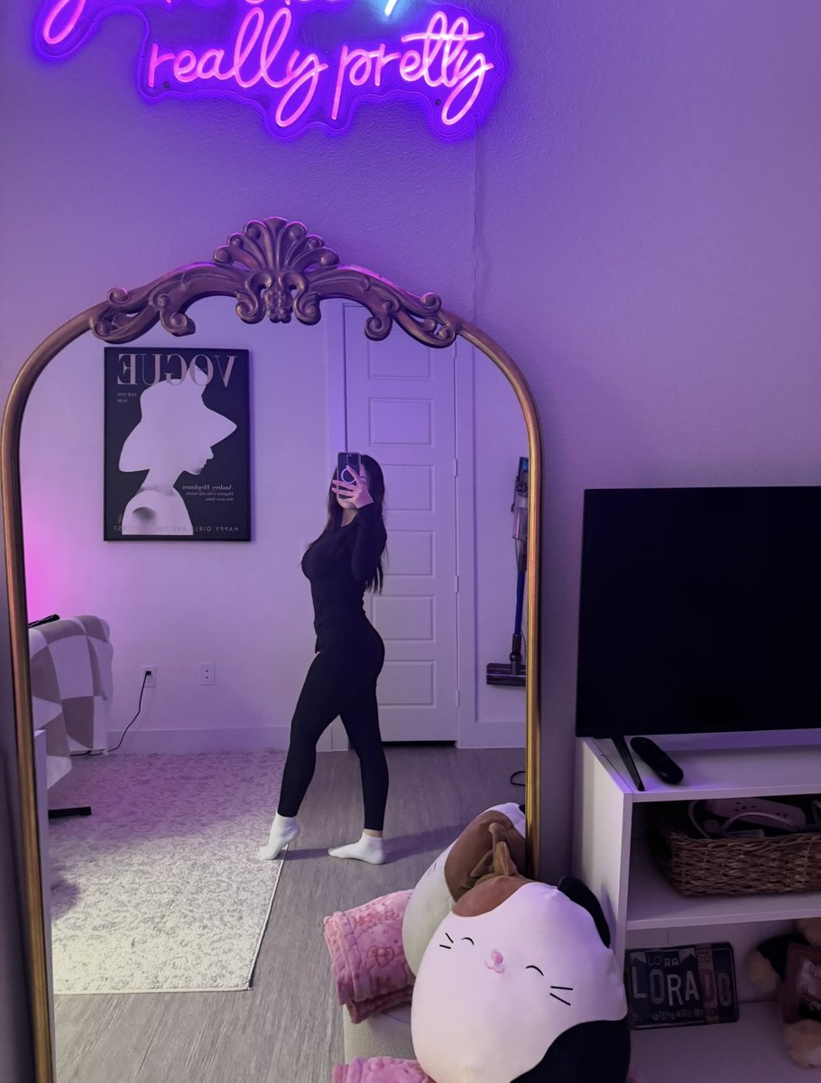 saxah 🤍 tweet media