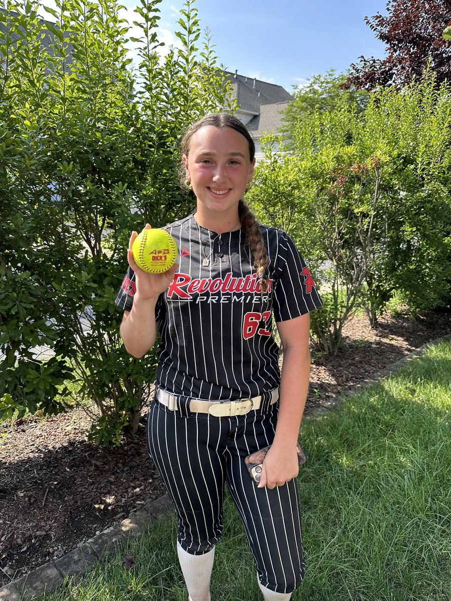 Congrats to <a href="/emmastringer_27/">Emma Stringer</a> for another 💣today! 🎉🎉🎉