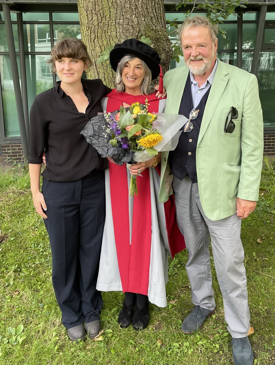 CumbriaEnglish's tweet image. A very special afternoon celebrating the graduation of Patti Leino, whose brilliant PhD was supervised by Professor Robert Williams and @DrPennyBradshaw
Congratulations Dr Leino! 🎓💐 cumbria.ac.uk/research/centr…