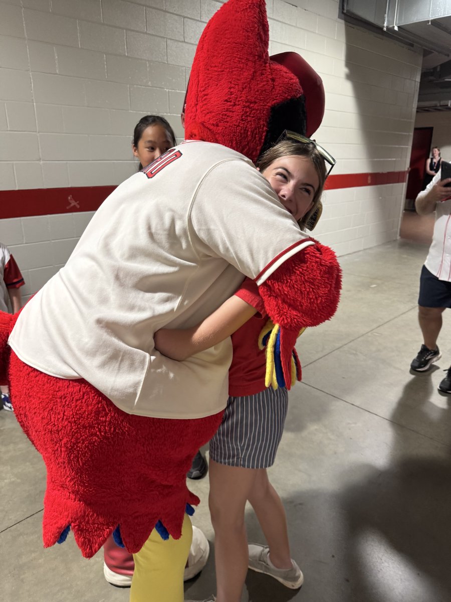 ShrinersStLouis's tweet image. Shriners Day at the Ballpark was a grand slam! ⚾❤️
On Saturday, patient ambassadors Harper and Sydney hit the Busch Stadium field with local Shriner leadership. Together, they watched the Cardinals warm up before the big game. 🐦🎉
#ShrinersChildrens #Cardinals #Fredbird