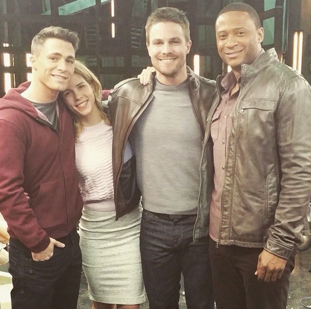 chancletas07's tweet image. Team Arrow💚
2015 | 2025
