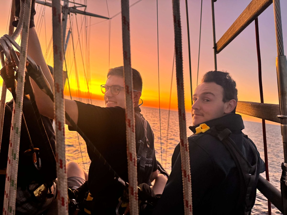 YoungEndeavour1's tweet image. ⚓ Captain's Log V12/25 - Day 05
This morning began with a quiet anchor drop just off the coast of Depuch Island. With the sun rising over calm seas, we ribbed ashore in small groups, full of anticipation.
Read more from the Captain's Log: youngendeavour.gov.au/the-voyage/cap…