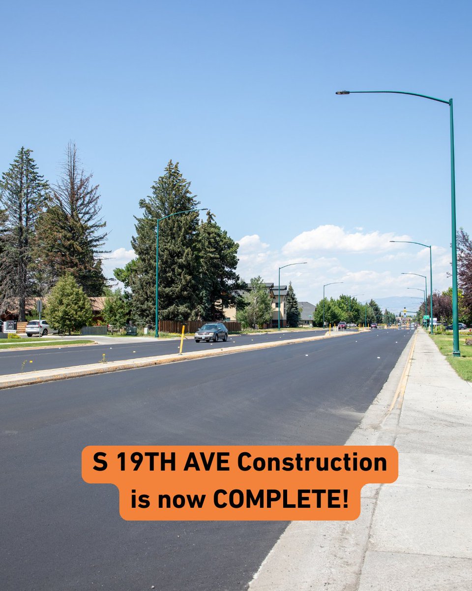 BZNStreetReport's tweet image. 🚧 After just 8 working days, S 19th Ave construction is complete! All lanes, intersections & driveways are open. Crews paved 6.5 miles to improve road conditions. Final striping coming soon with minimal traffic impacts. Thanks for your patience! 👷♀️🛣