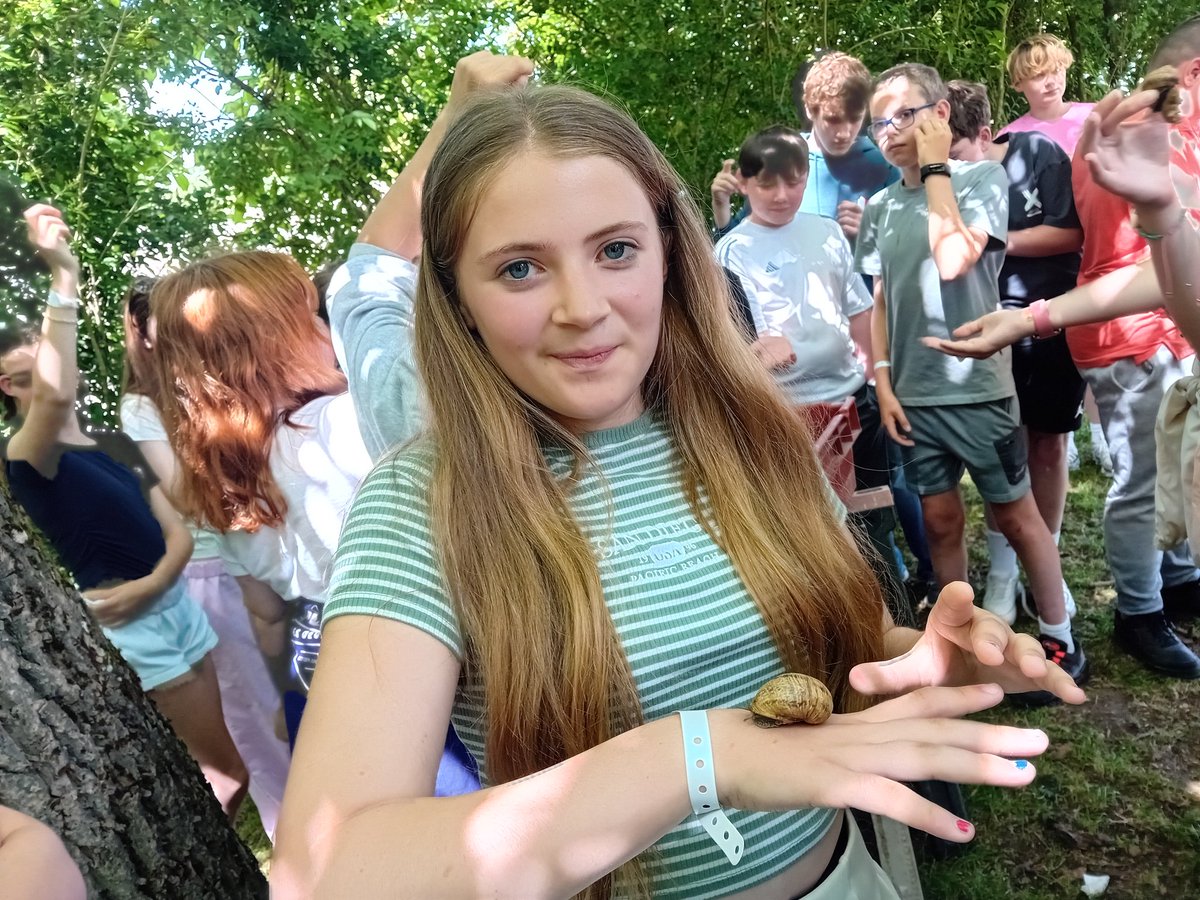 GosforthJunior's tweet image. More escargot pics 🐌 🇫🇷