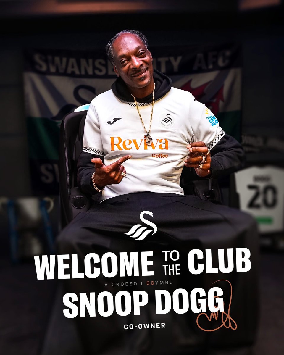 turf (@turfcreative) on Twitter photo So Swansea are owned by Snoop Dogg and Luka Modric, Wrexham are owned by Ryan Reynolds and Rob Macy and Cardiff are owned by Vincent Tan 😂
Ggroeso <a href="/SnoopDogg/">Snoop Dogg</a> 🐶
#YJB So Swansea are owned by Snoop Dogg and Luka Modric, Wrexham are owned by Ryan Reynolds and Rob Macy and Cardiff are owned by Vincent Tan 😂
Ggroeso <a href="/SnoopDogg/">Snoop Dogg</a> 🐶
#YJB