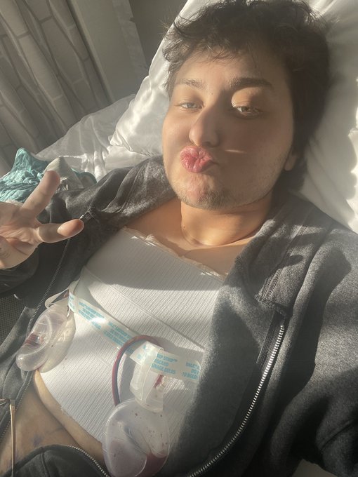 Watch fka dani dezzi's leaked NSFW photo on TwXstars