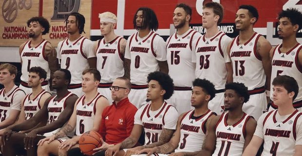 Buddy 🏀😼 tweet media