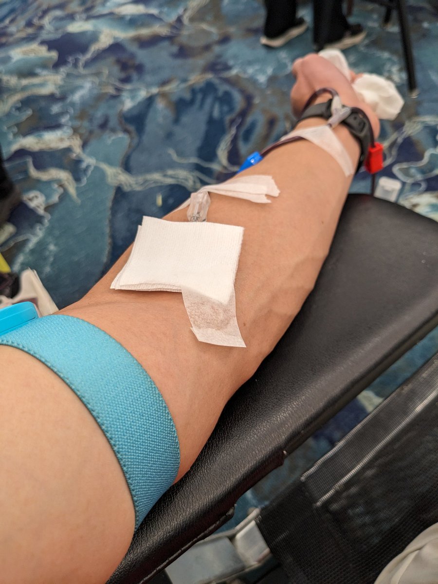 BringBackLee's tweet image. Donate blood if you can! It just takes a little time out of your day but makes a big difference! @CanadasLifeline #Sens4Life